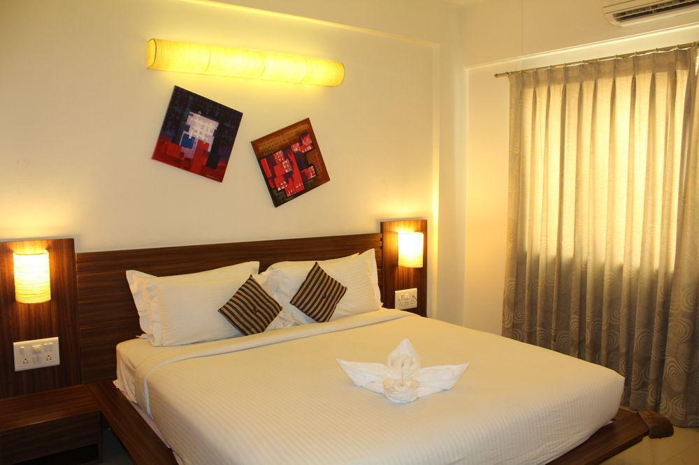 Capital O 14972 Hotel Ekaa Bangalore Luaran gambar