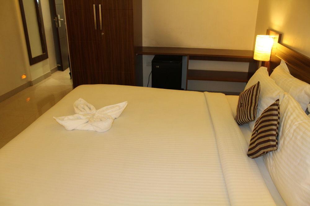 Capital O 14972 Hotel Ekaa Bangalore Luaran gambar